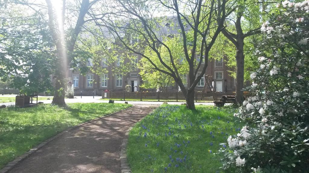 Kloster Langwaden Ґревенбройх Екстер'єр фото